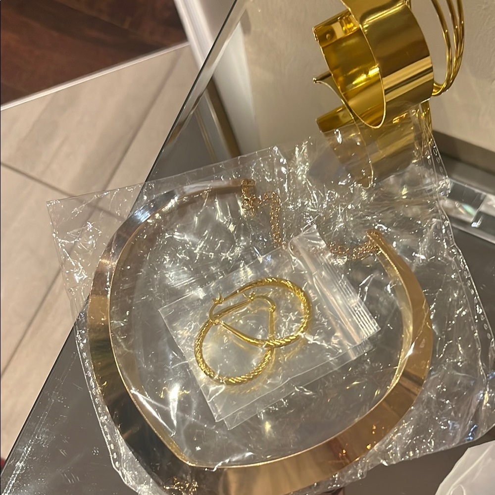Gold Jewelry Set